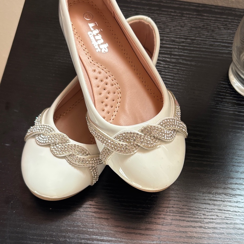 Link white  Patent Ballet Flats with Pink Insole